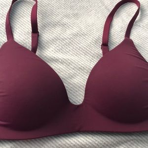 VS lightly lined wireless t-shirt bra